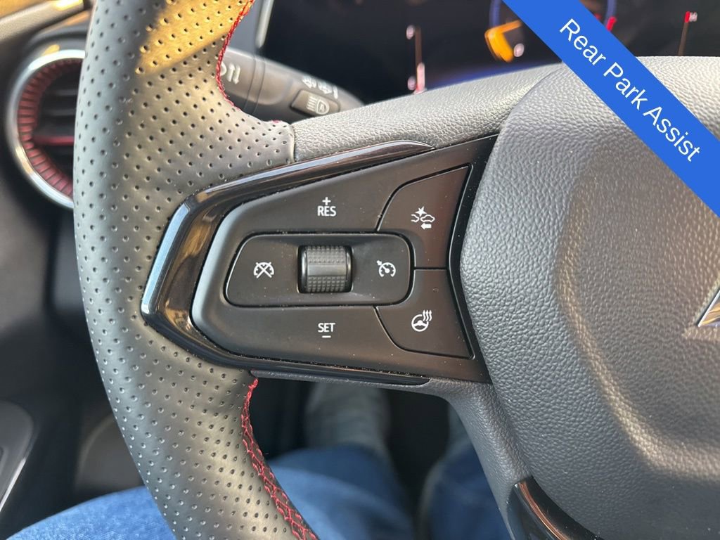 Used 2025 Chevrolet Trax RS w/ Driver Confidence Package image 21