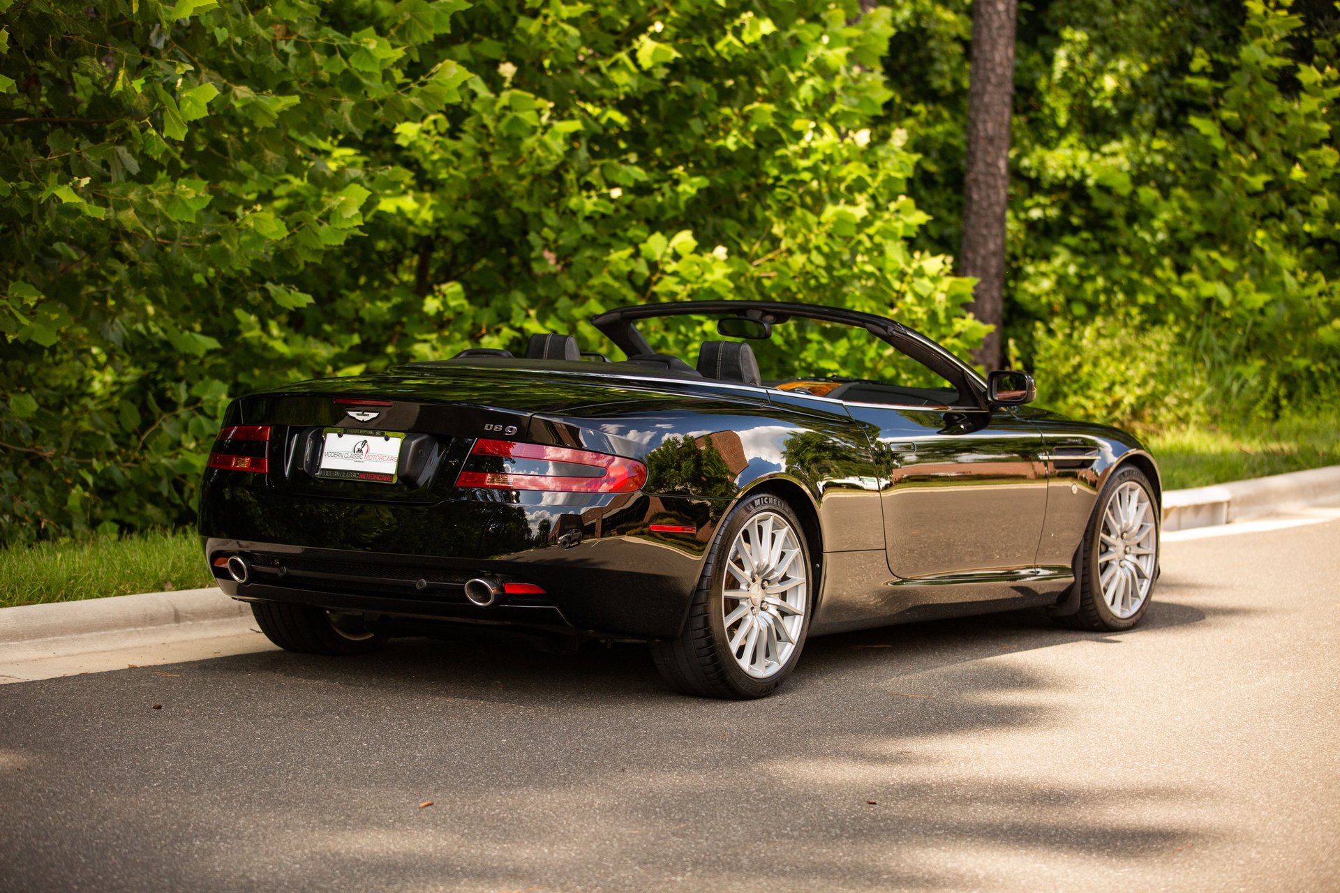 Used 2007 Aston Martin DB9 Volante RWD image 60