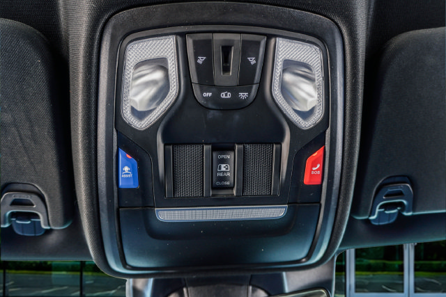 Used 2023 RAM 1500 Big Horn AWD/4WD image 10