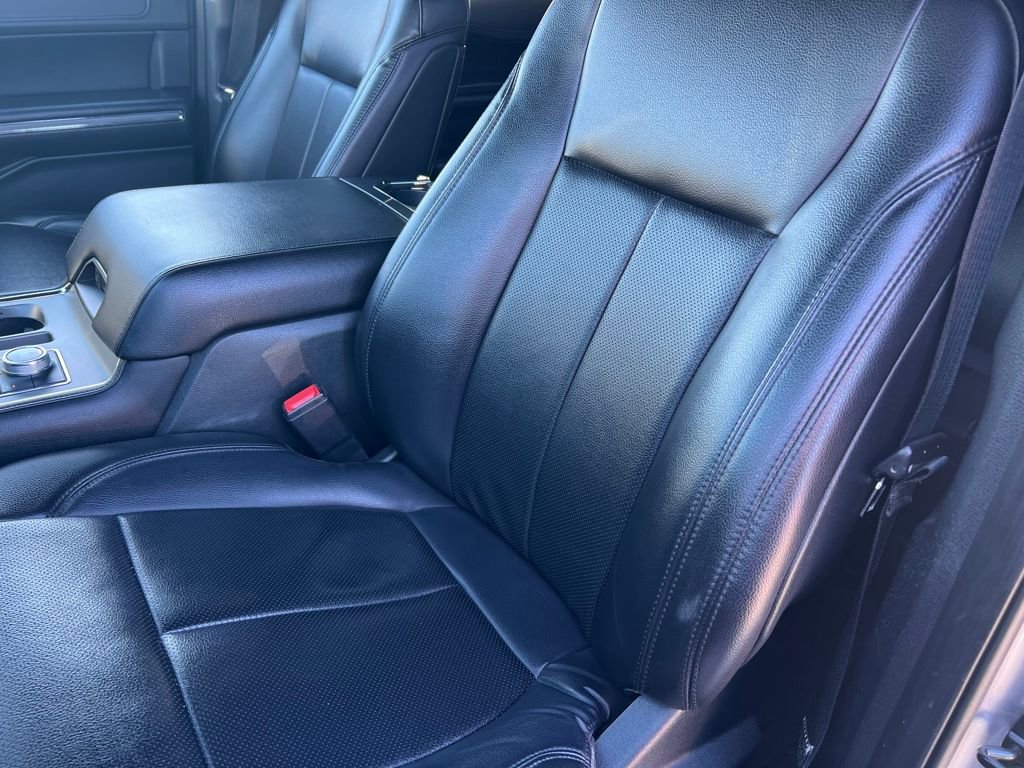 Used 2021 Ford Expedition XLT image 10