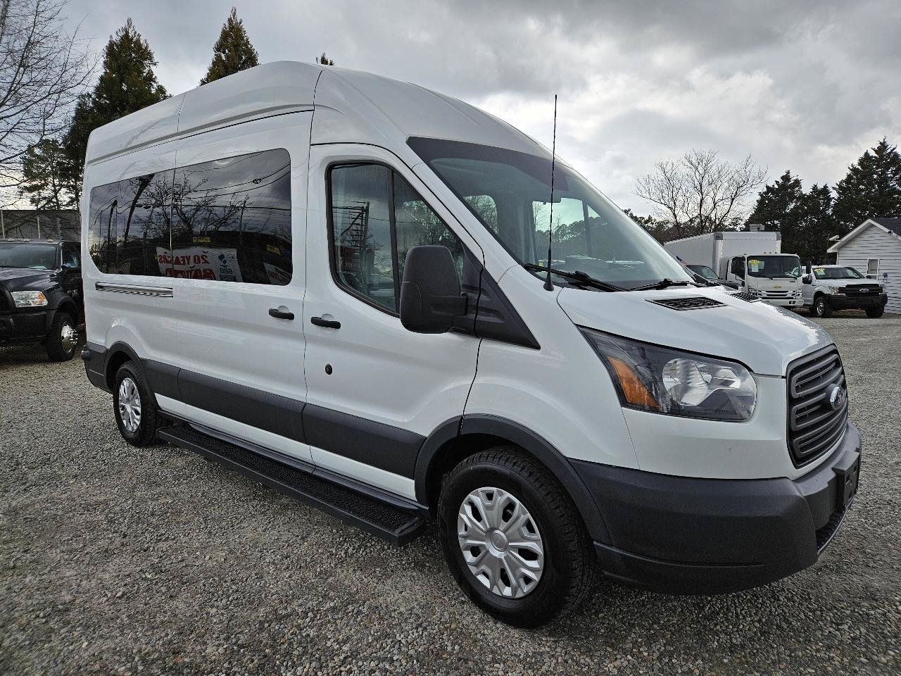 Used 2019 Ford Transit 350 XL RWD image 8