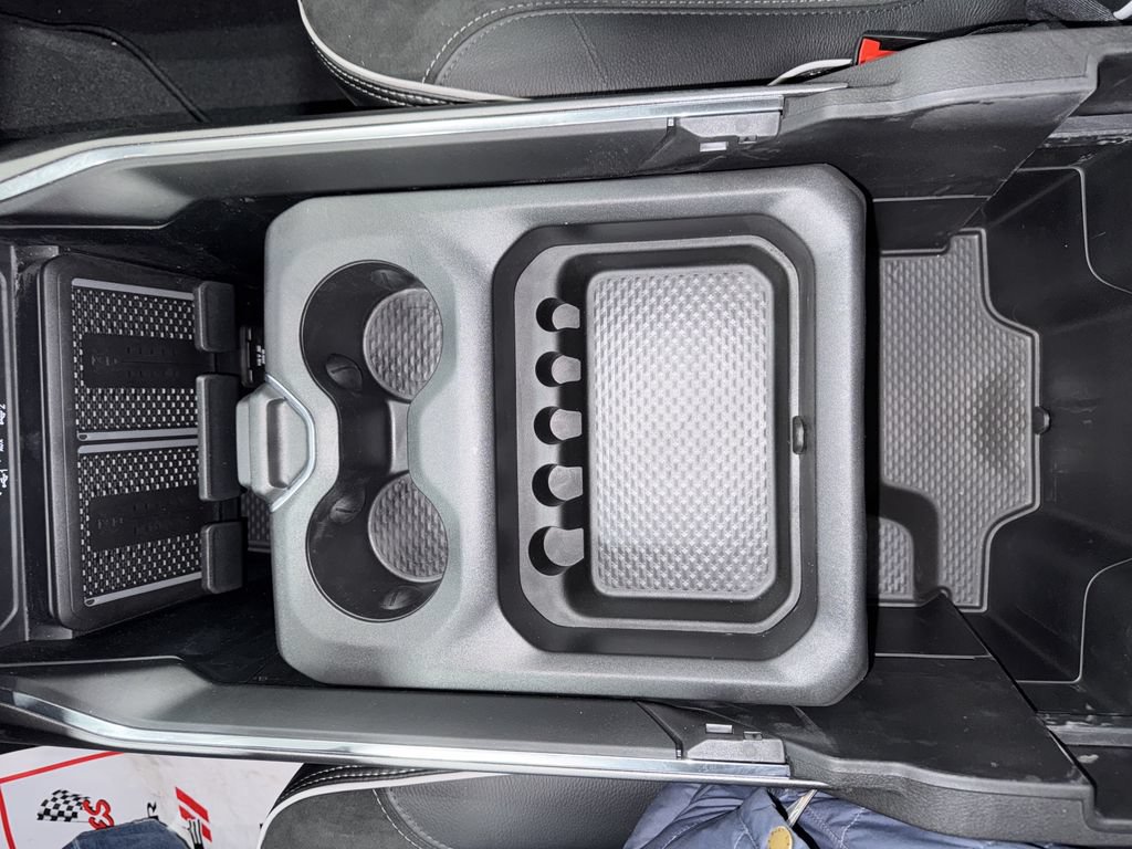 New 2025 RAM 2500 Laramie AWD/4WD image 36