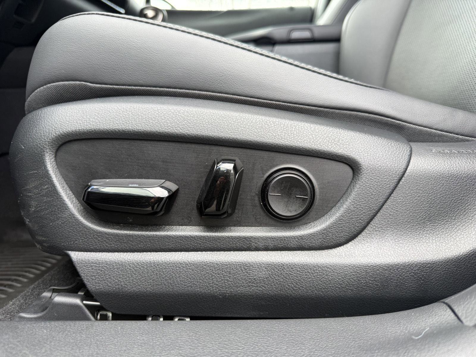 Certified 2023 Lexus UX 250h F Sport image 10