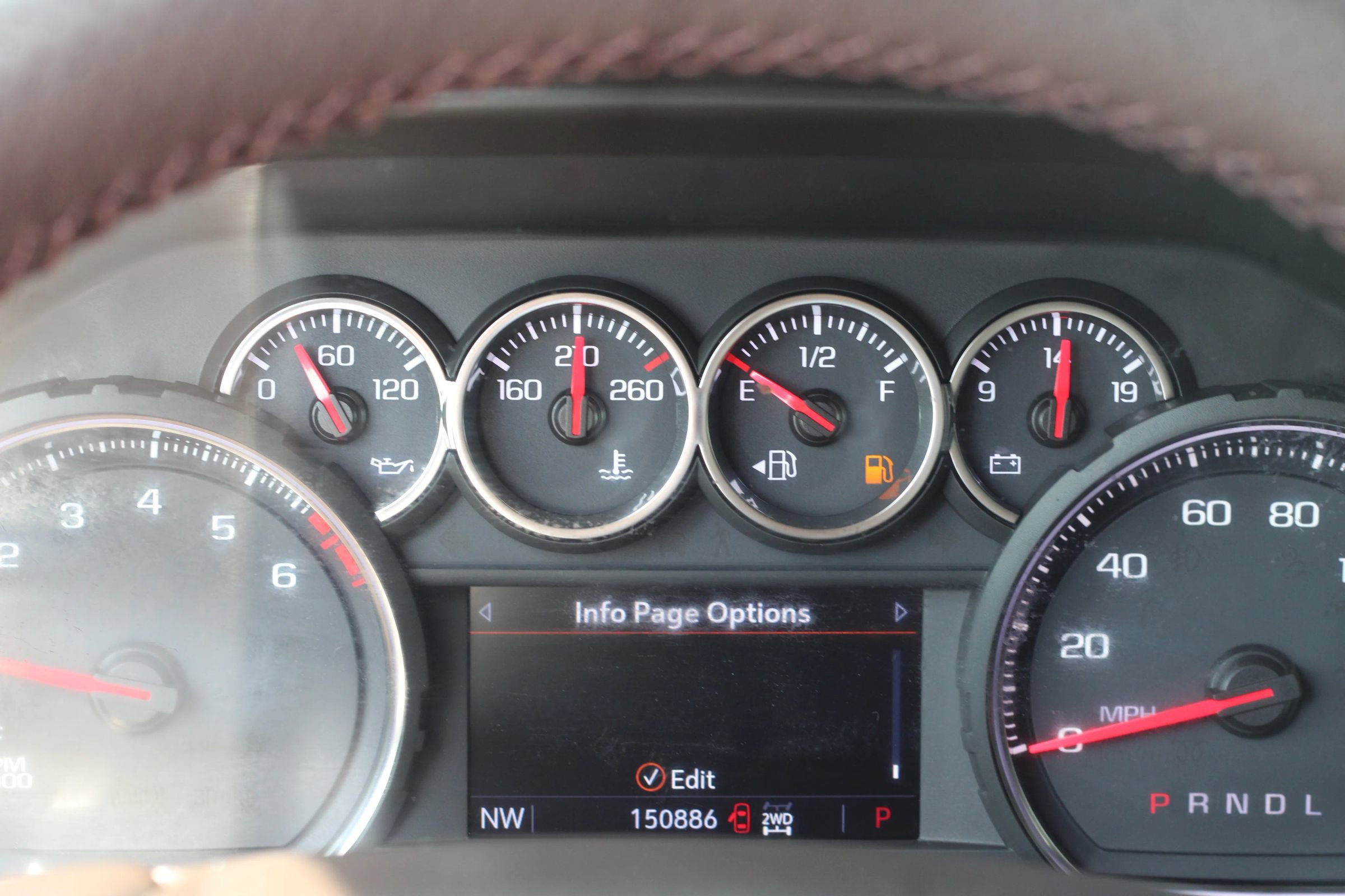Used 2019 Chevrolet Silverado 1500 LT w/ Convenience Package AWD/4WD image 14