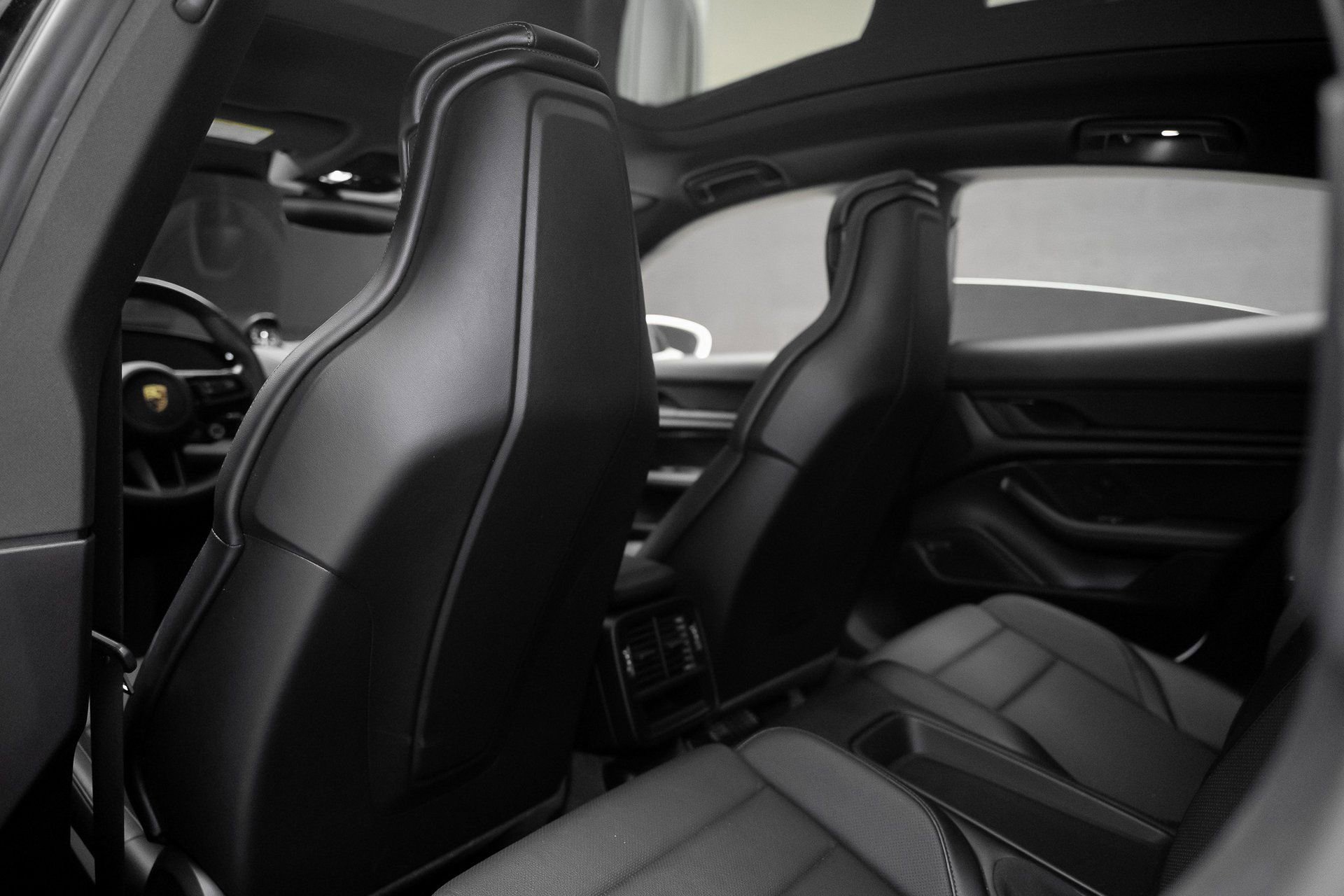 Used 2022 Porsche Taycan image 68