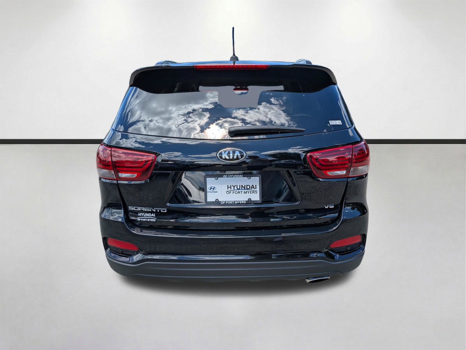 Used 2020 Kia Sorento S FWD image 5