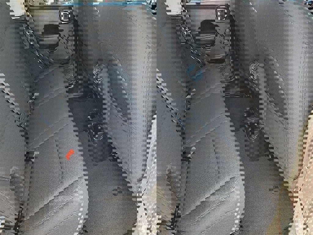 Used 2022 Jeep Wrangler Unlimited Sport image 18