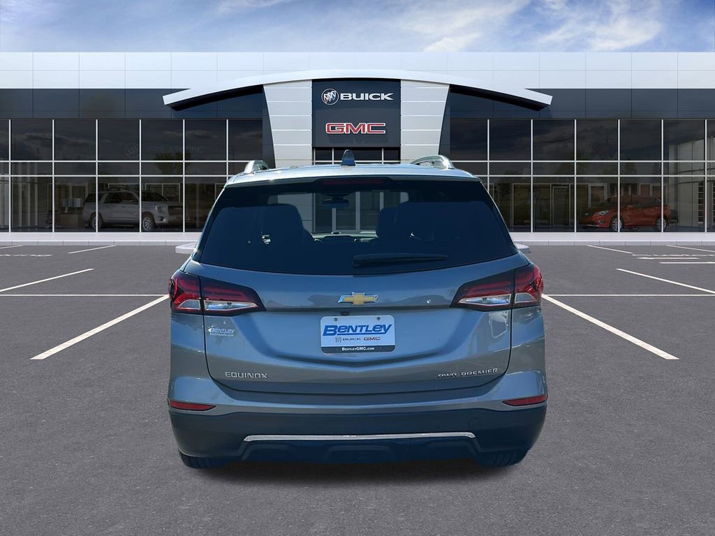 Used 2023 Chevrolet Equinox Premier image 4