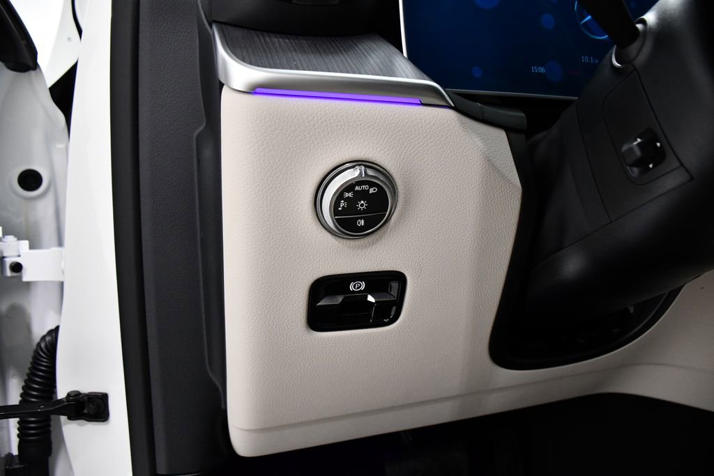 New 2026 Mercedes-Benz GLC 300 4MATIC image 9