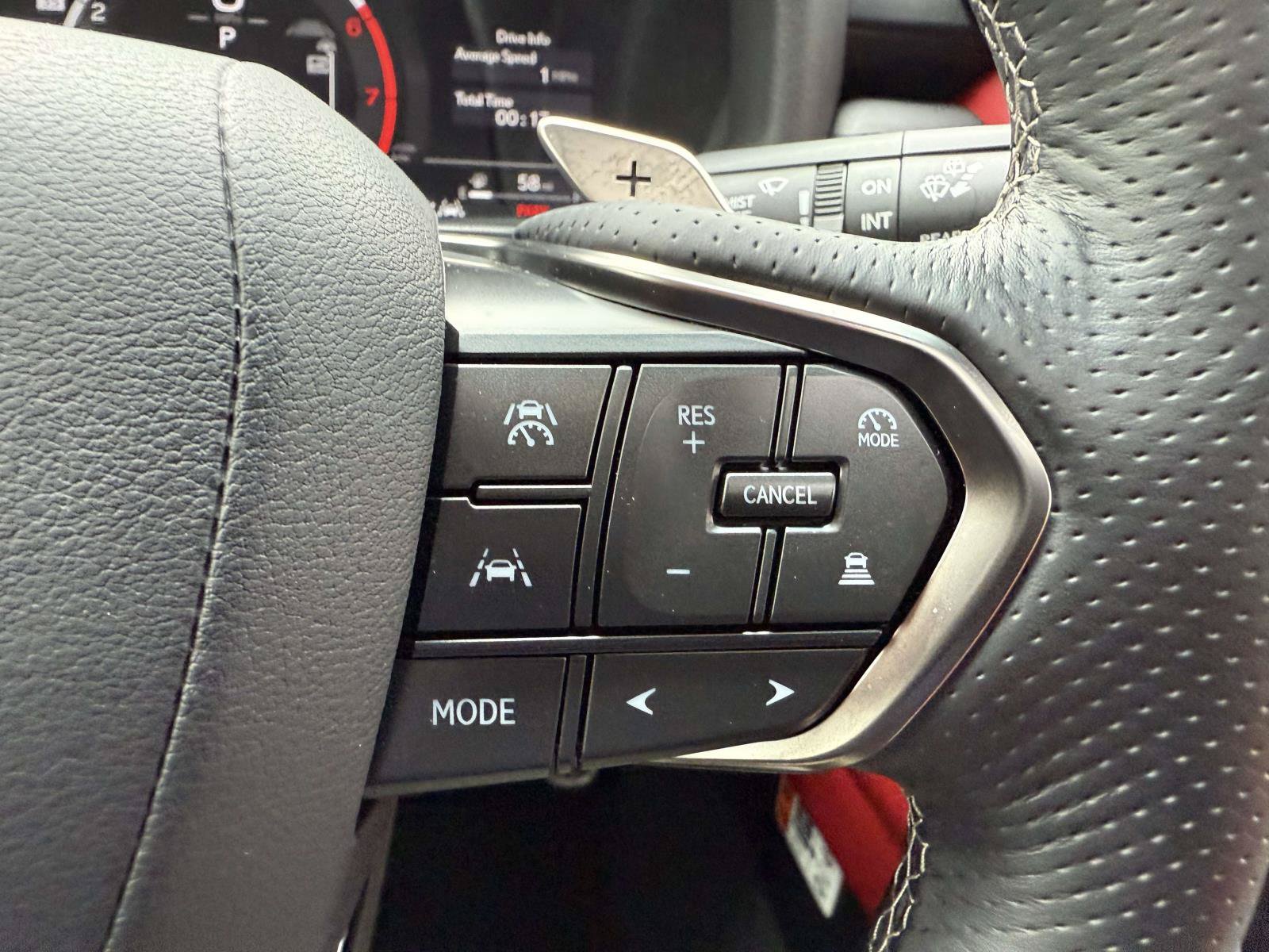 Used 2025 Lexus LX 600 F Sport w/ Accessory Package (Z1) AWD/4WD image 21