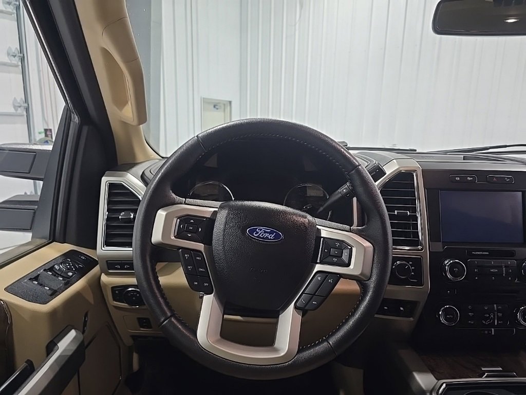 Used 2018 Ford F250 Lariat w/ Chrome Package image 2