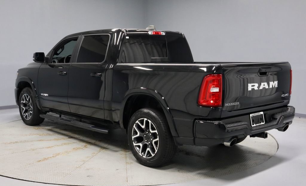 Used 2025 RAM 1500 Laramie w/ Sport Appearance Package AWD/4WD image 11