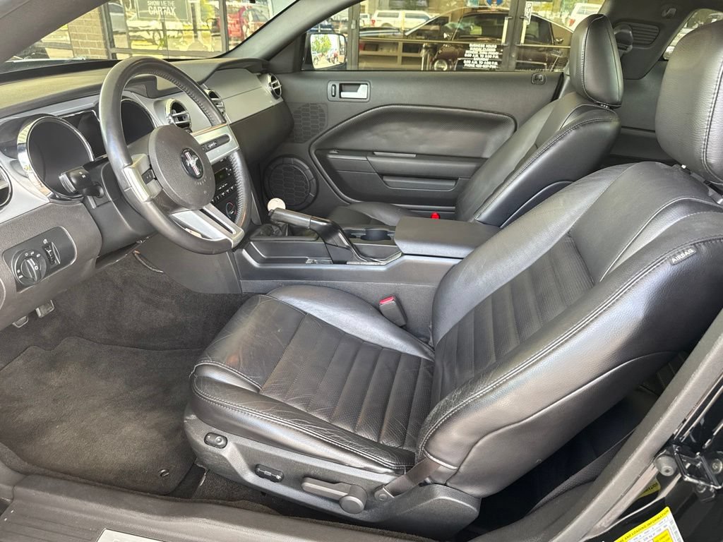 Used 2006 Ford Mustang GT RWD image 8