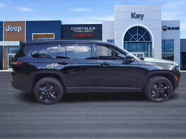 New 2024 Jeep Grand Cherokee L Altitude AWD/4WD image 10