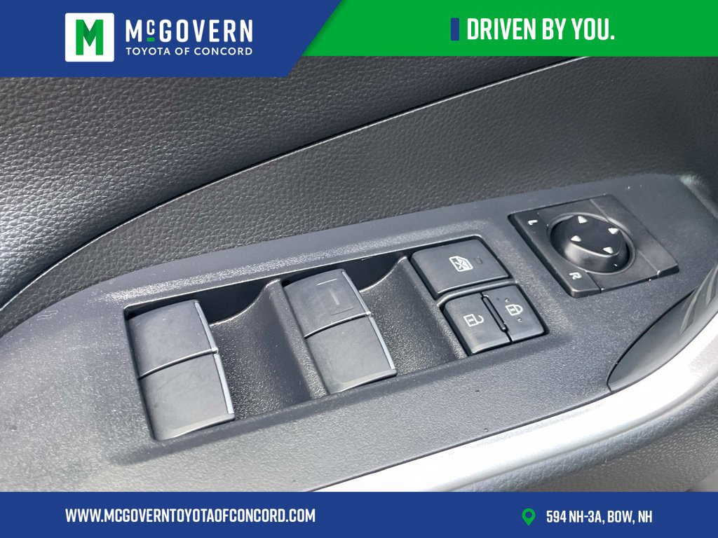 Used 2020 Toyota RAV4 Limited AWD/4WD image 15