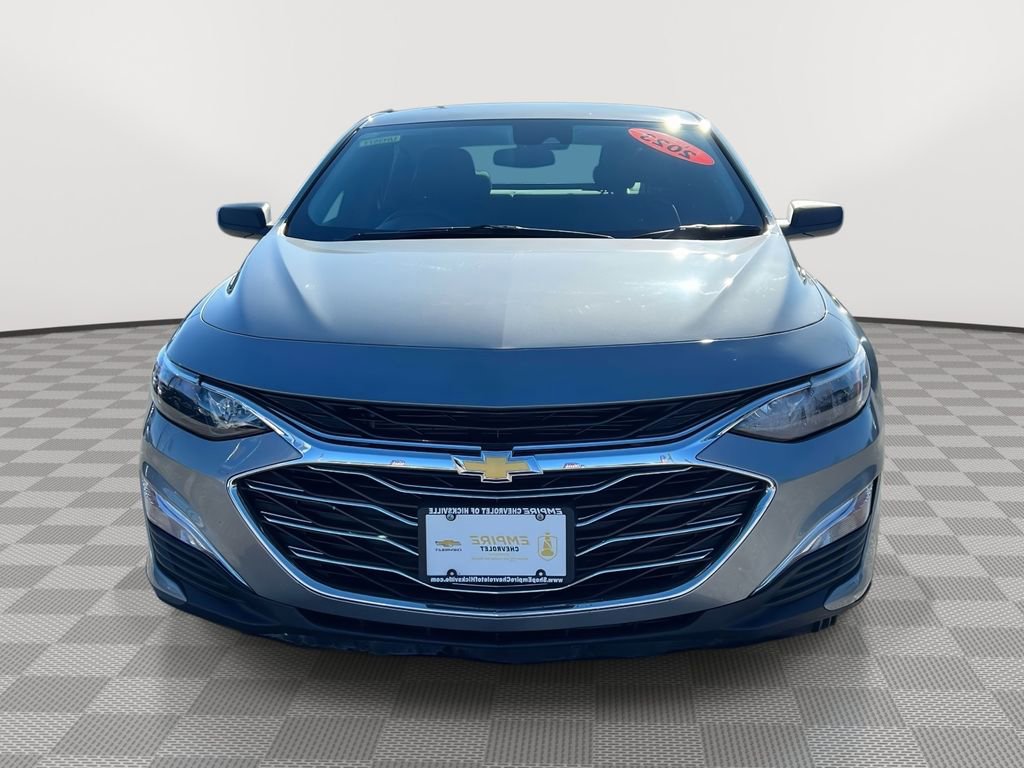 Used 2023 Chevrolet Malibu LS FWD image 2