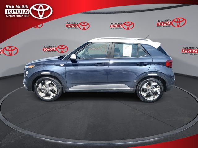 Used 2025 Hyundai Venue Limited FWD image 5