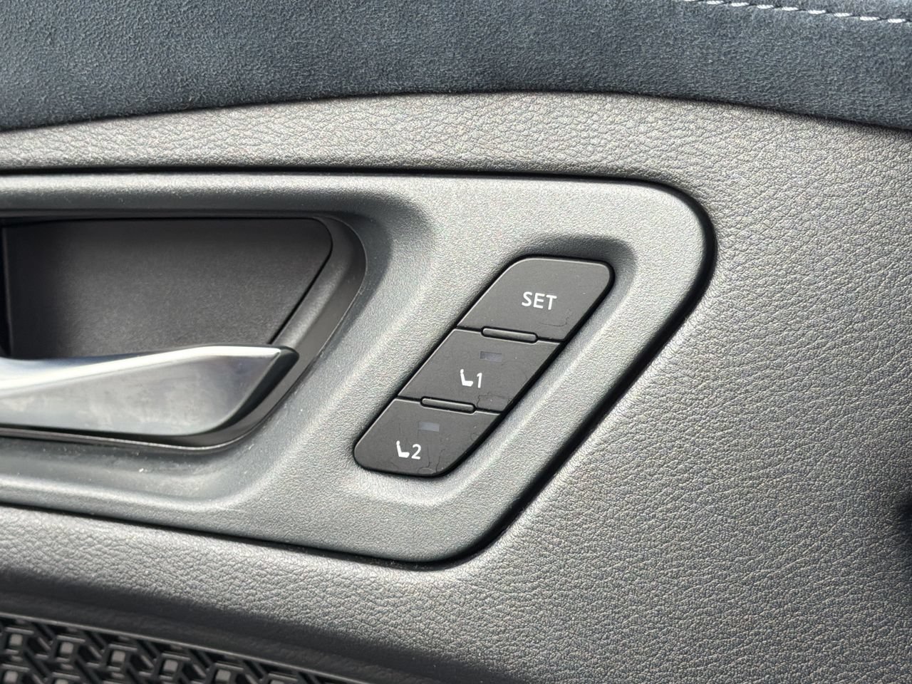 Certified 2024 Nissan Ariya AWD image 15