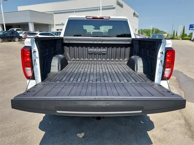 New 2026 GMC Sierra 1500 Elevation image 6