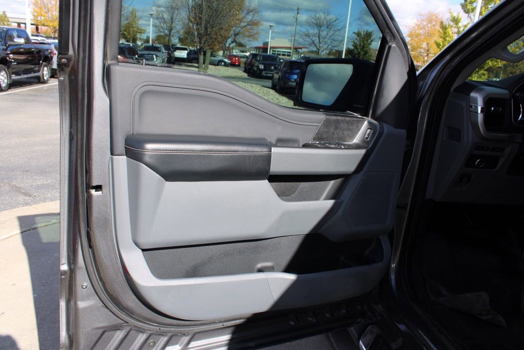 Used 2022 Ford F150 XLT w/ Equipment Group 302A High image 19