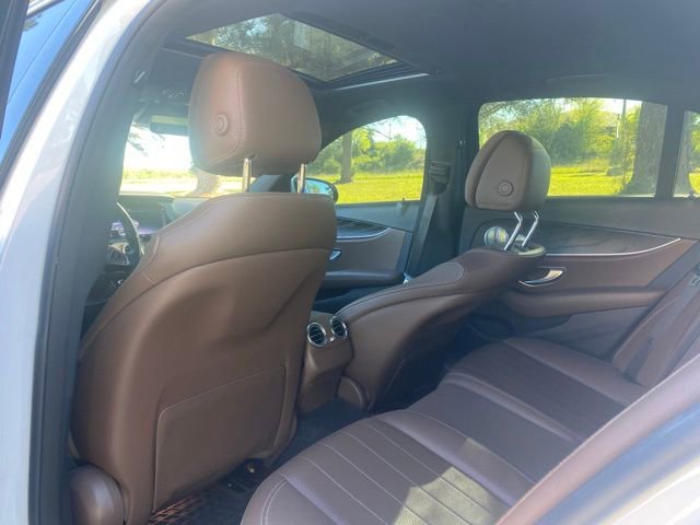 Used 2017 Mercedes-Benz E 300 4MATIC image 13