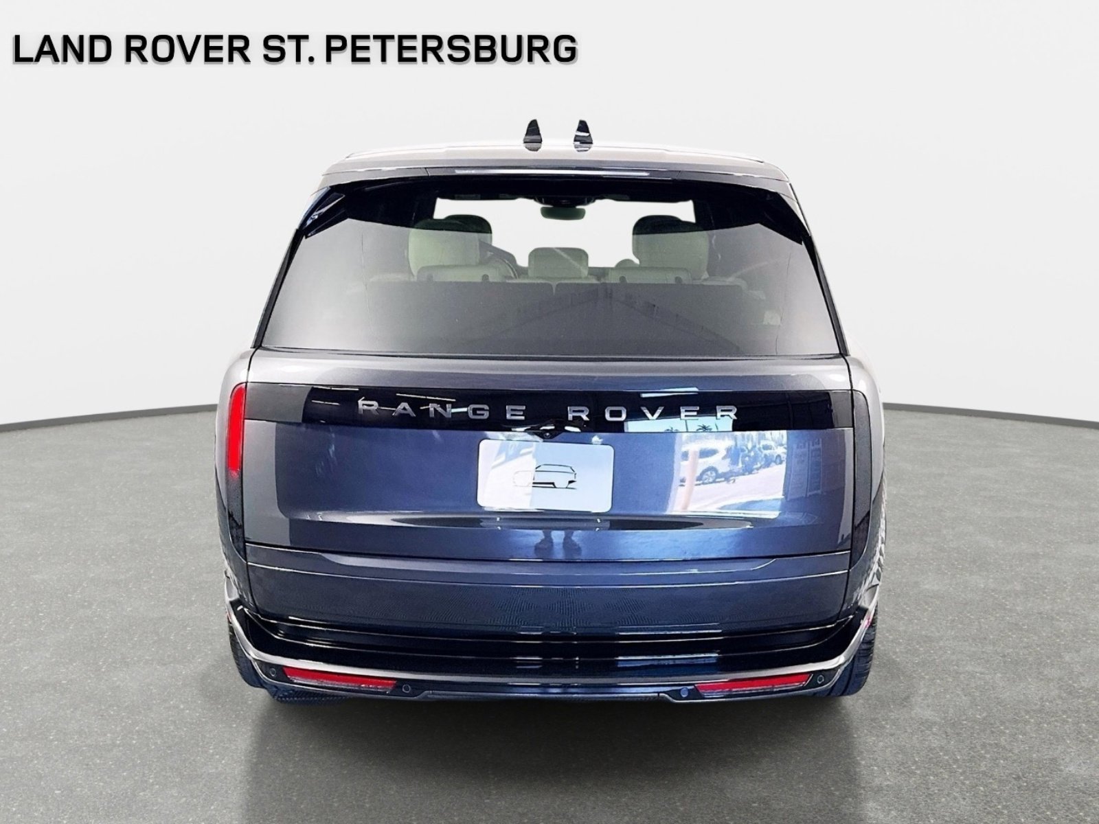 New 2026 Land Rover Range Rover Long Wheelbase SE AWD/4WD image 6