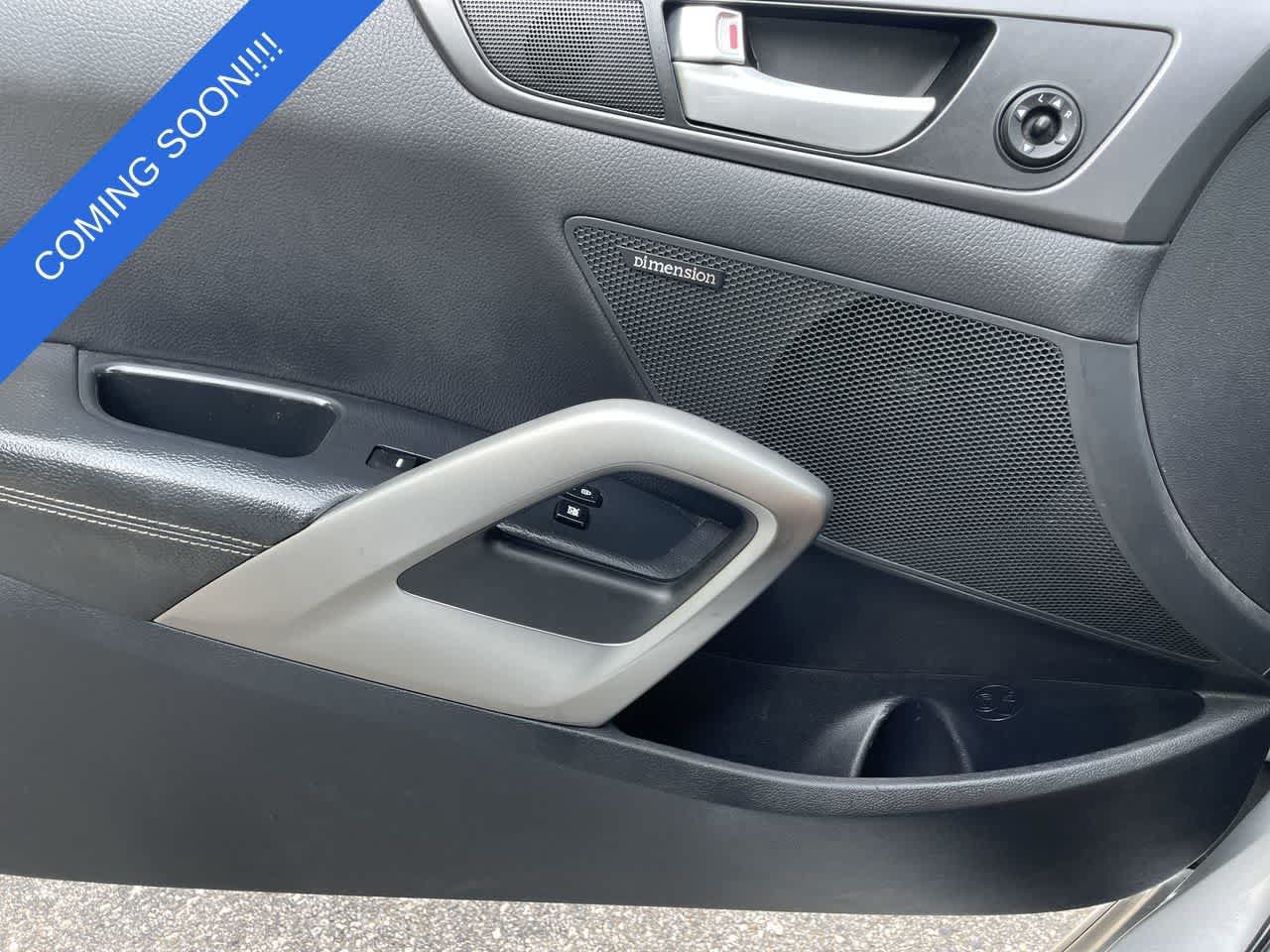 Used 2013 Hyundai Veloster Turbo FWD image 27
