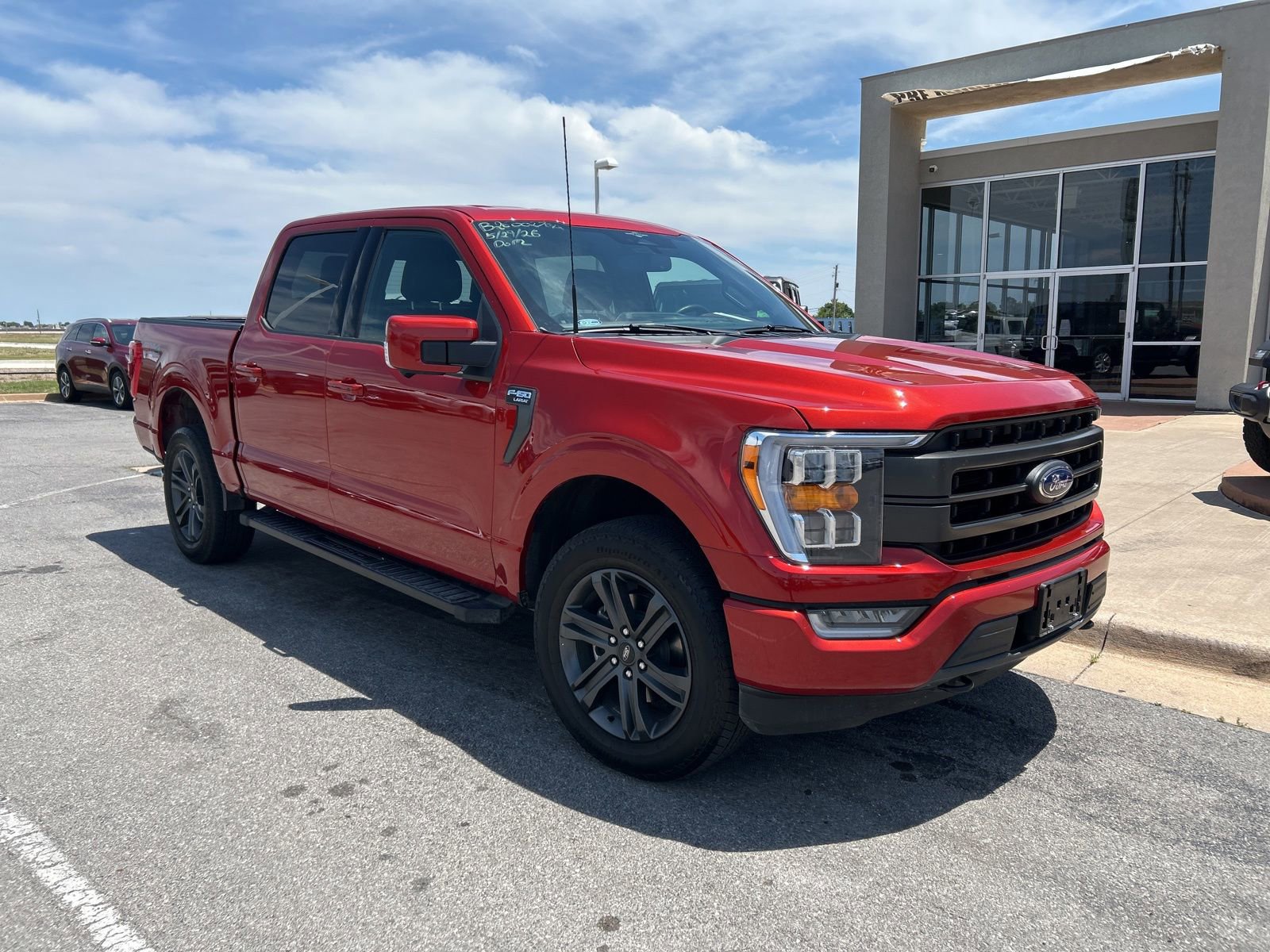 Used 2023 Ford F150 Lariat AWD/4WD image 3