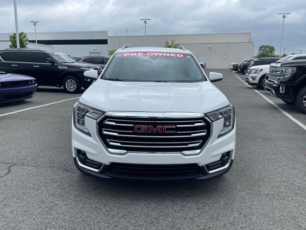 Used 2022 GMC Terrain SLT image 2