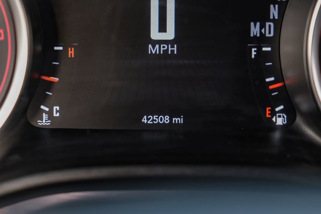 Used 2018 Dodge Challenger R/T image 17