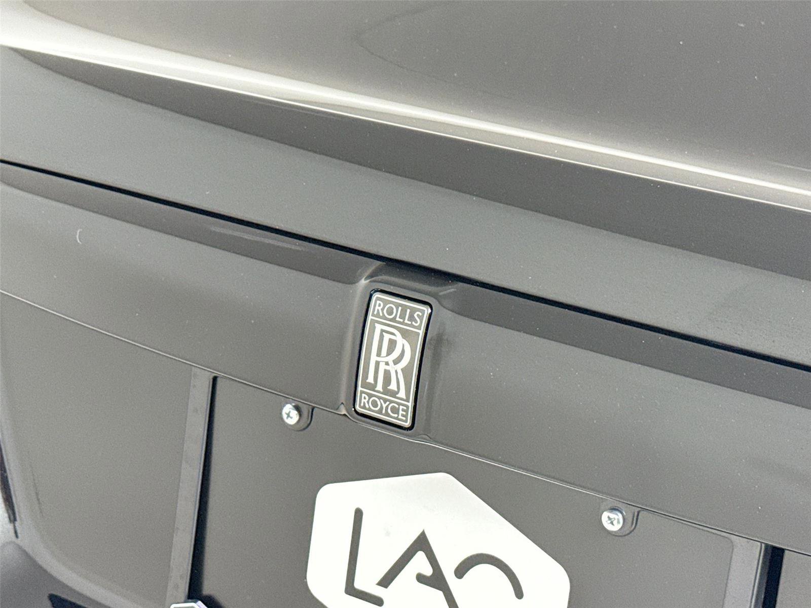 Used 2017 Rolls-Royce Wraith image 38