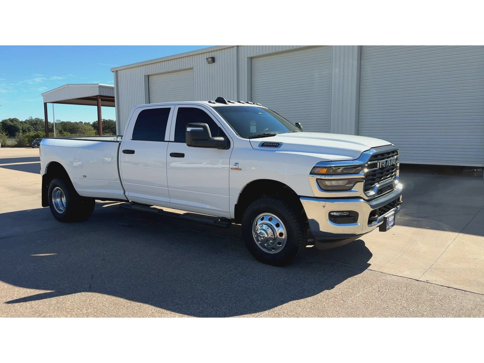 Used 2025 RAM 3500 Tradesman AWD/4WD image 2