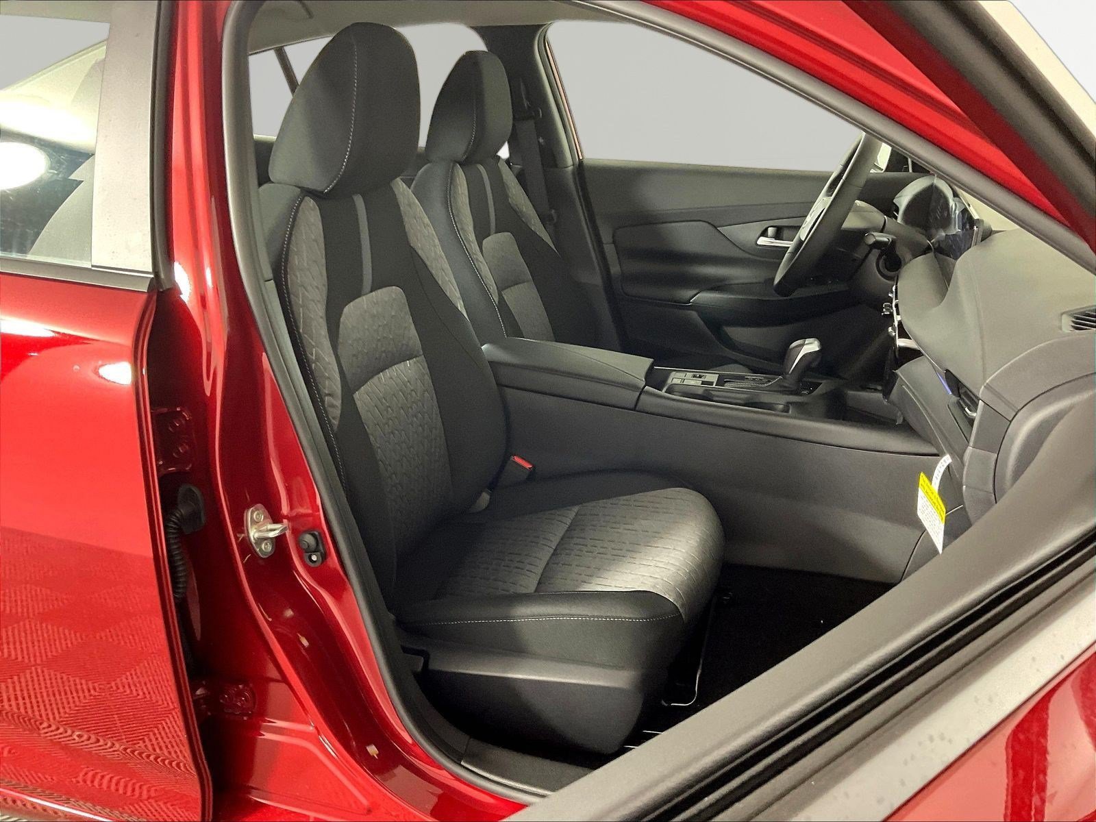New 2026 Nissan Sentra SV w/ SV Convenience Package FWD image 18