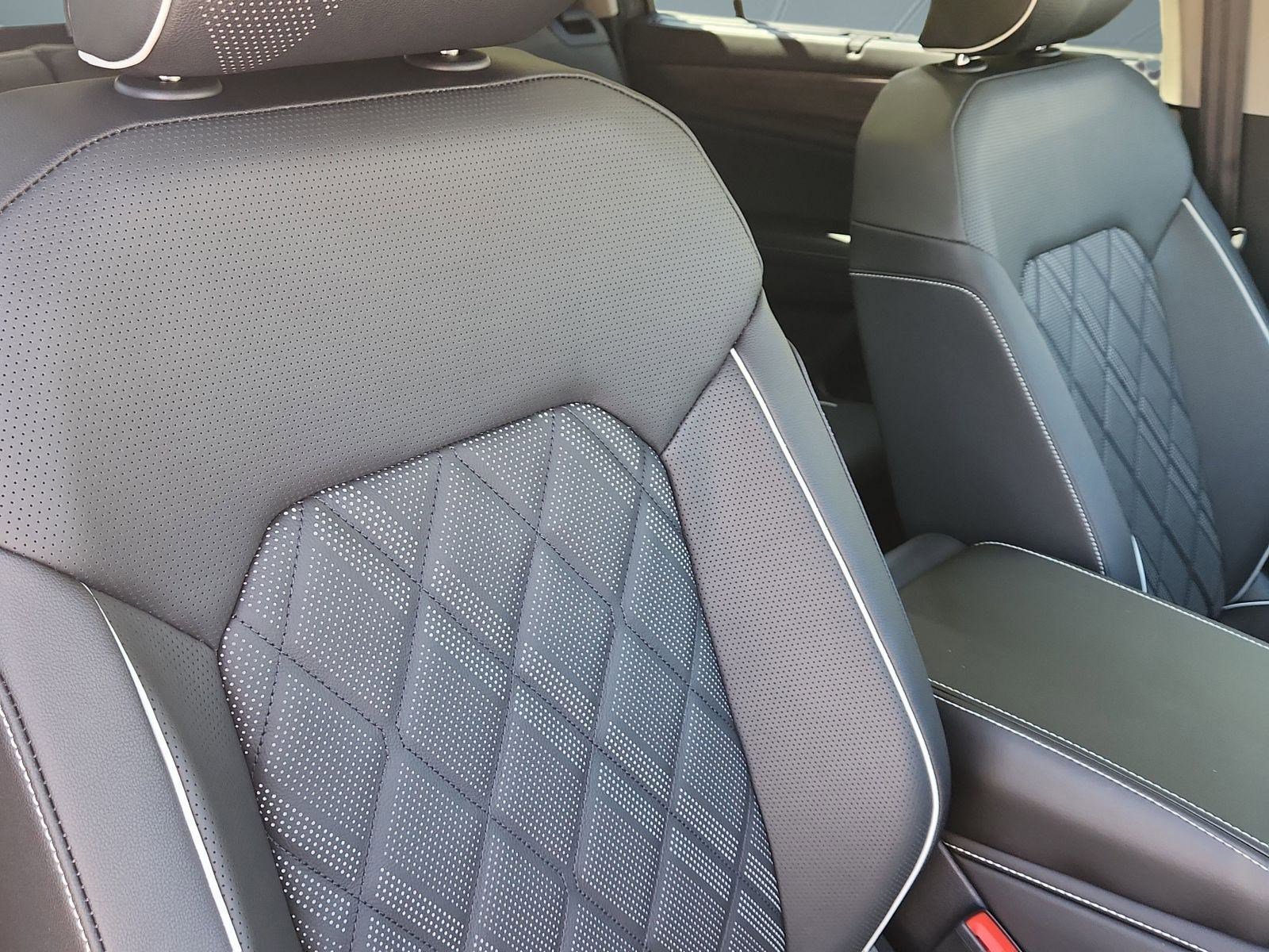 New 2026 Volkswagen Atlas SEL Premium R-Line image 18
