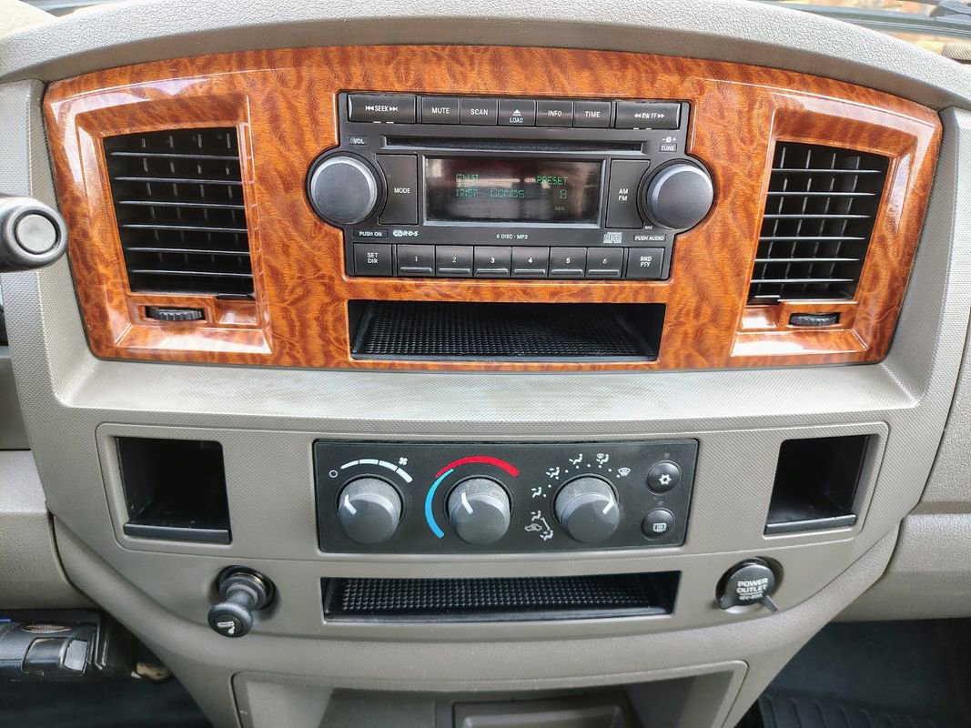 Used 2006 Dodge Ram 2500 Truck SLT w/ Quad Cab Big Horn Value Group AWD/4WD image 13