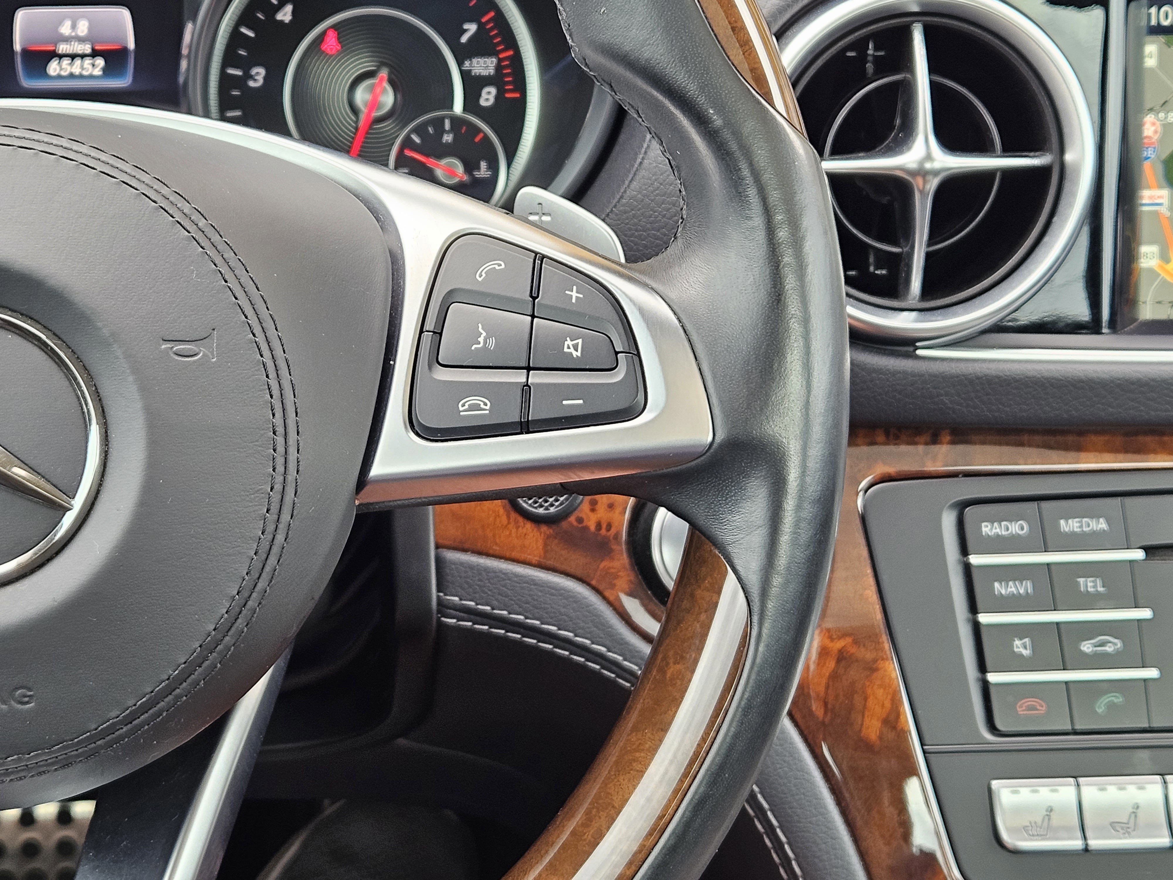 Used 2017 Mercedes-Benz SL 550 image 28