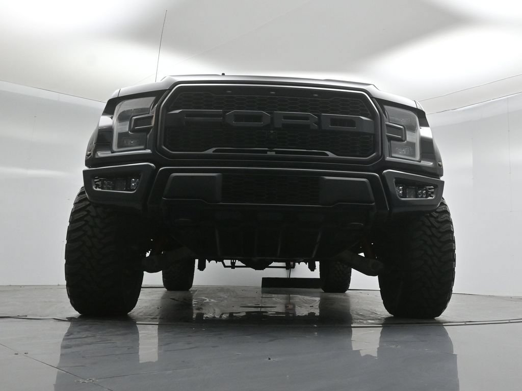 Used 2019 Ford F150 Raptor w/ Equipment Group 802A Luxury AWD/4WD image 45