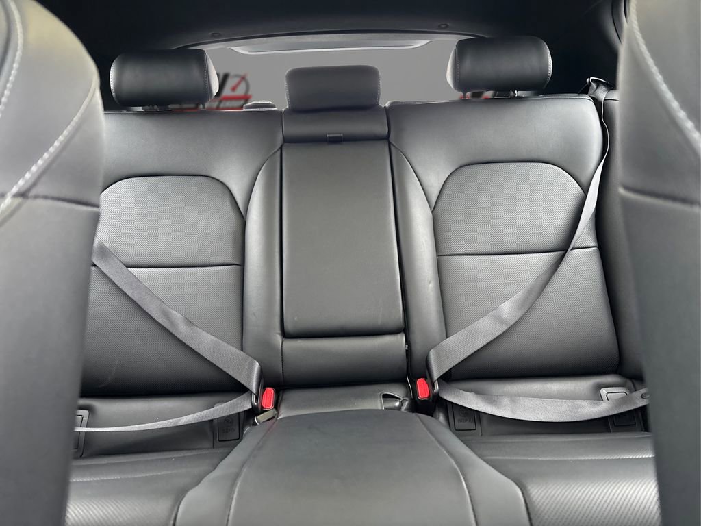 Used 2022 Kia Stinger GT1 image 18