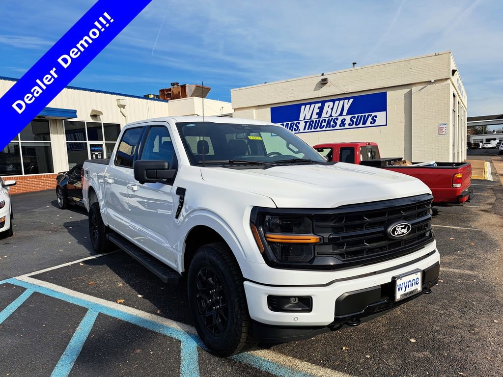 New 2025 Ford F150 XLT w/ Equipment Group 302A MID