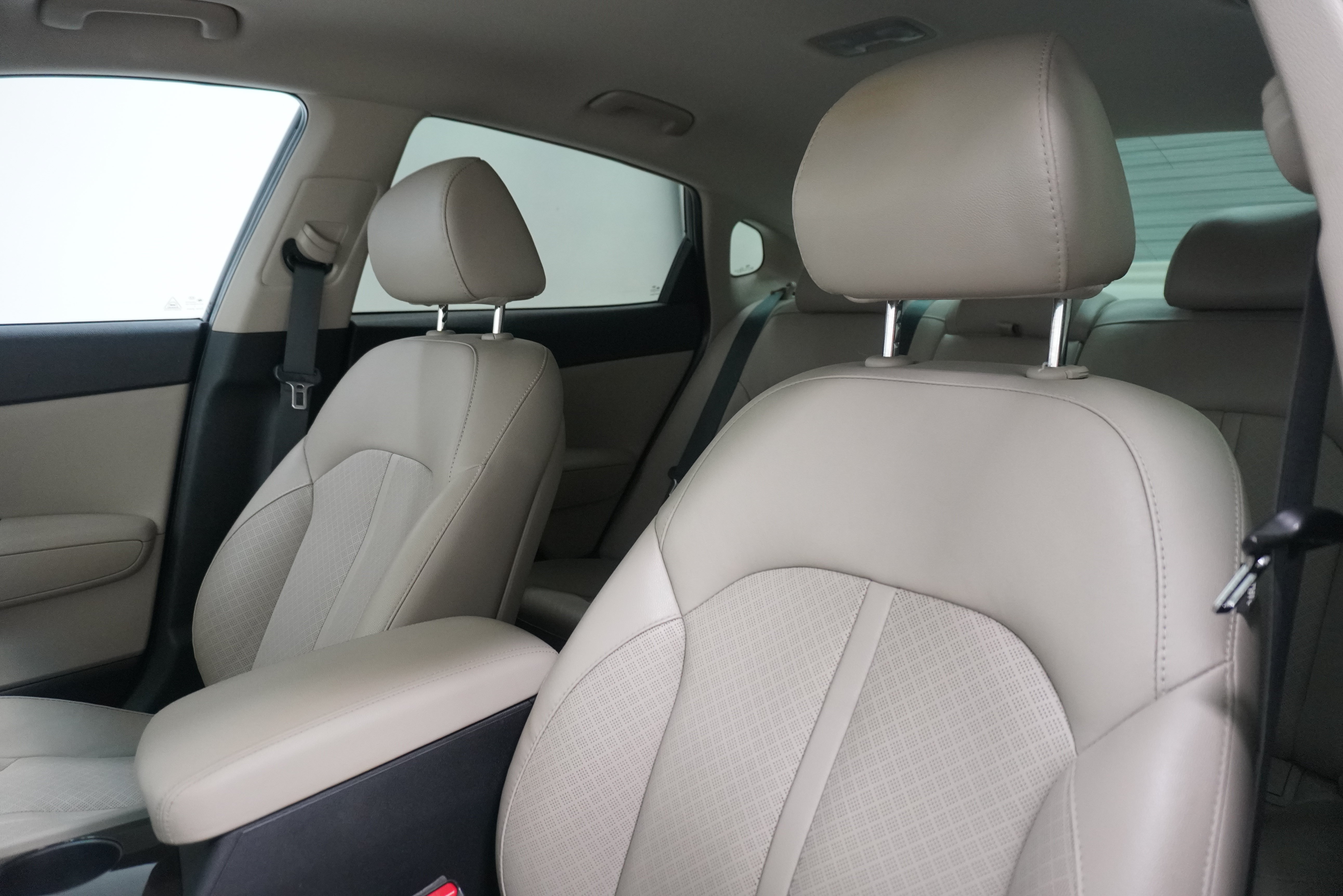 Used 2017 Kia Optima EX FWD image 11