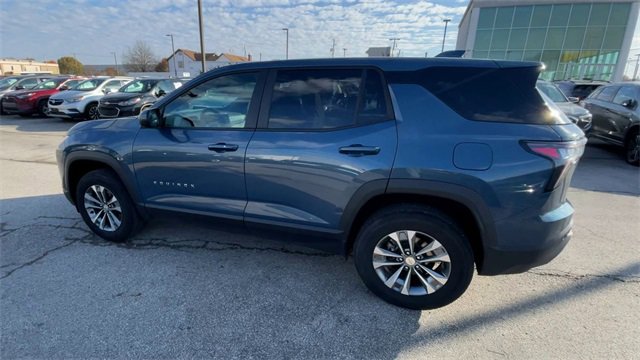 Used 2025 Chevrolet Equinox LT image 7