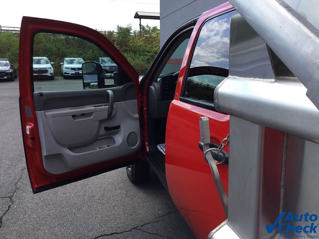 Used 2013 Chevrolet Silverado 3500 W/T w/ Snow Plow Prep Package image 23