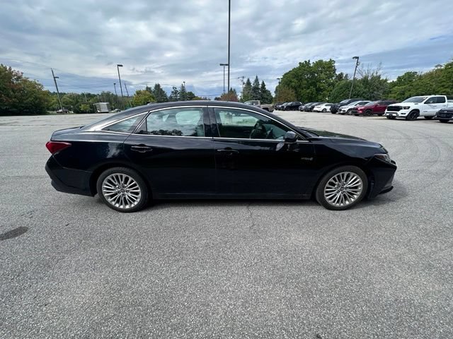 Used 2021 Toyota Avalon Limited w/ Advanced Safety Package FWD image 2