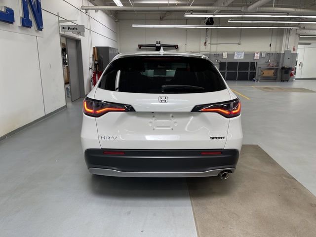 Used 2024 Honda HR-V Sport image 3