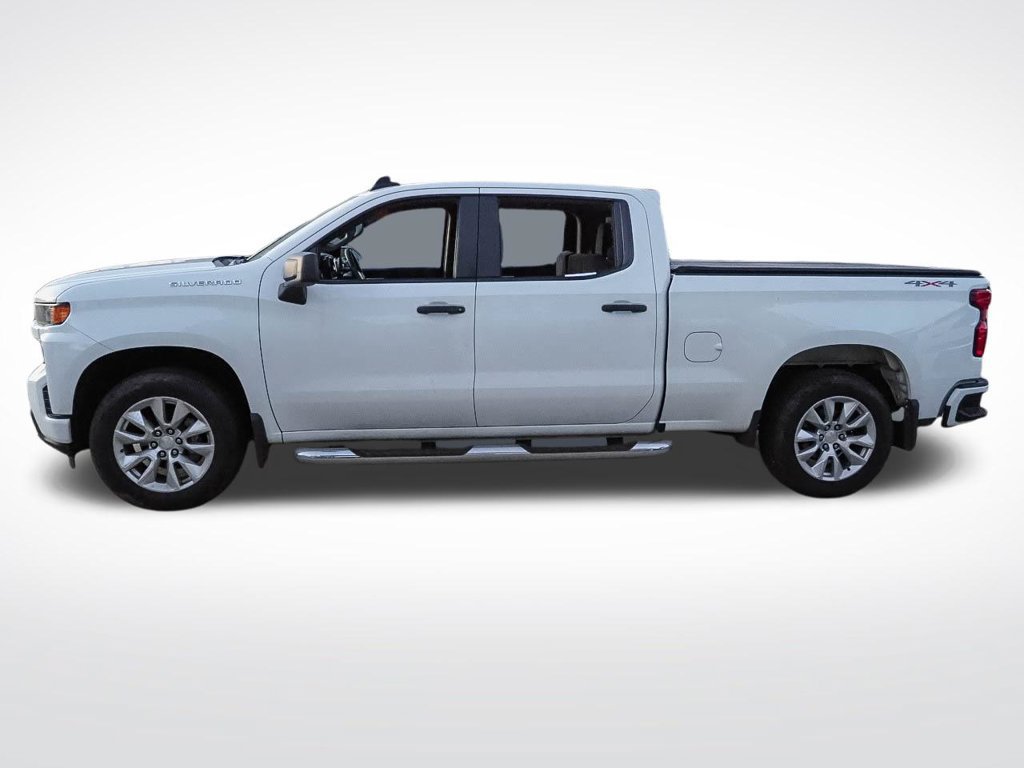 Used 2020 Chevrolet Silverado 1500 Custom w/ Custom Value Package AWD/4WD image 2