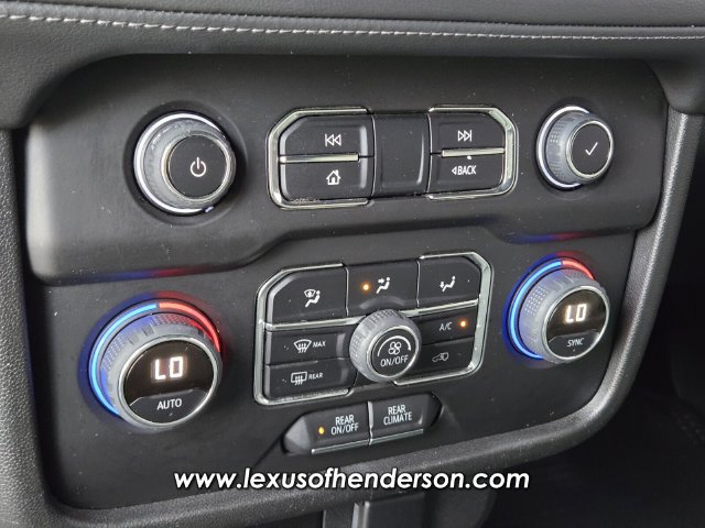 Used 2022 Chevrolet Suburban LS RWD image 28