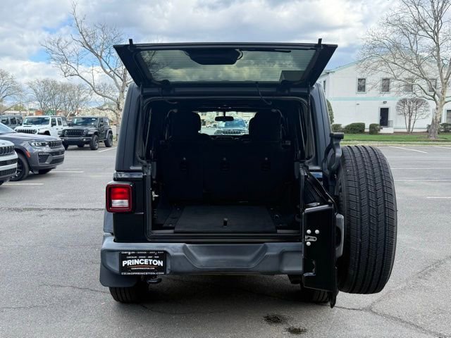 Certified 2019 Jeep Wrangler Unlimited Sport S image 11