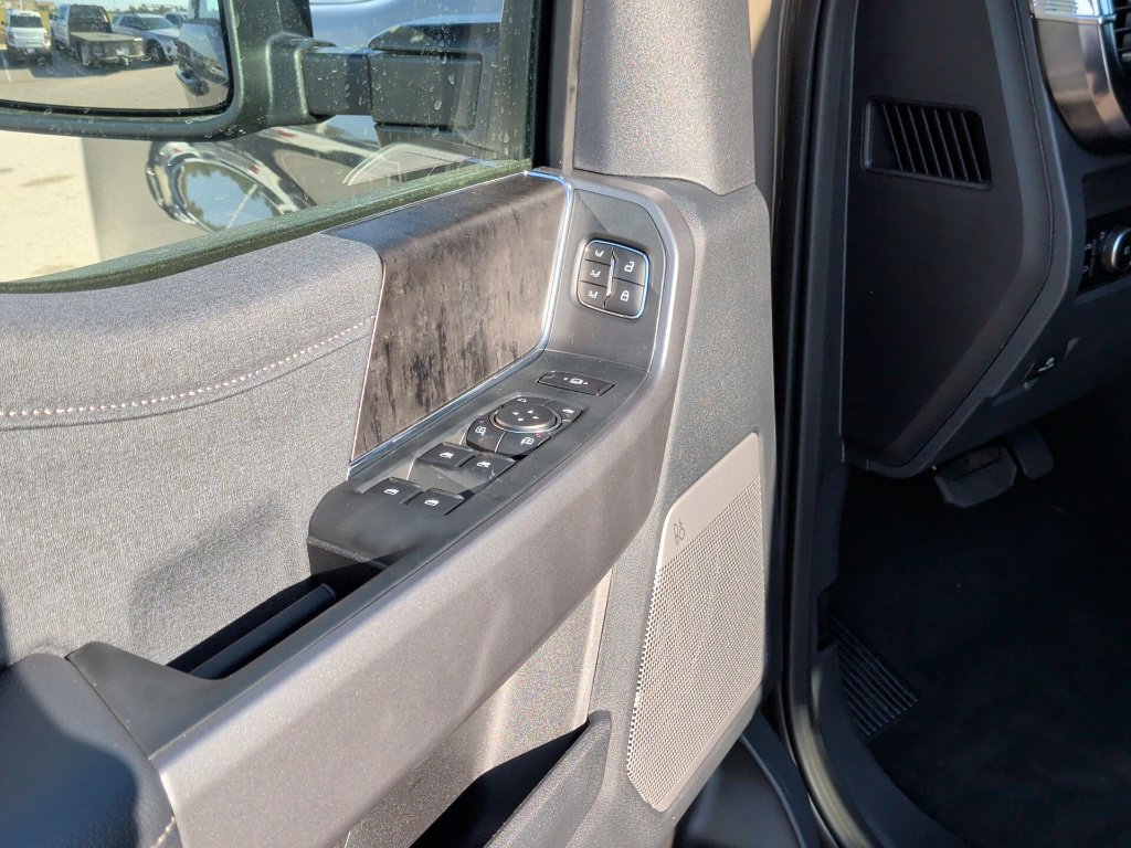 New 2027 Ford F350 Lariat AWD/4WD image 12