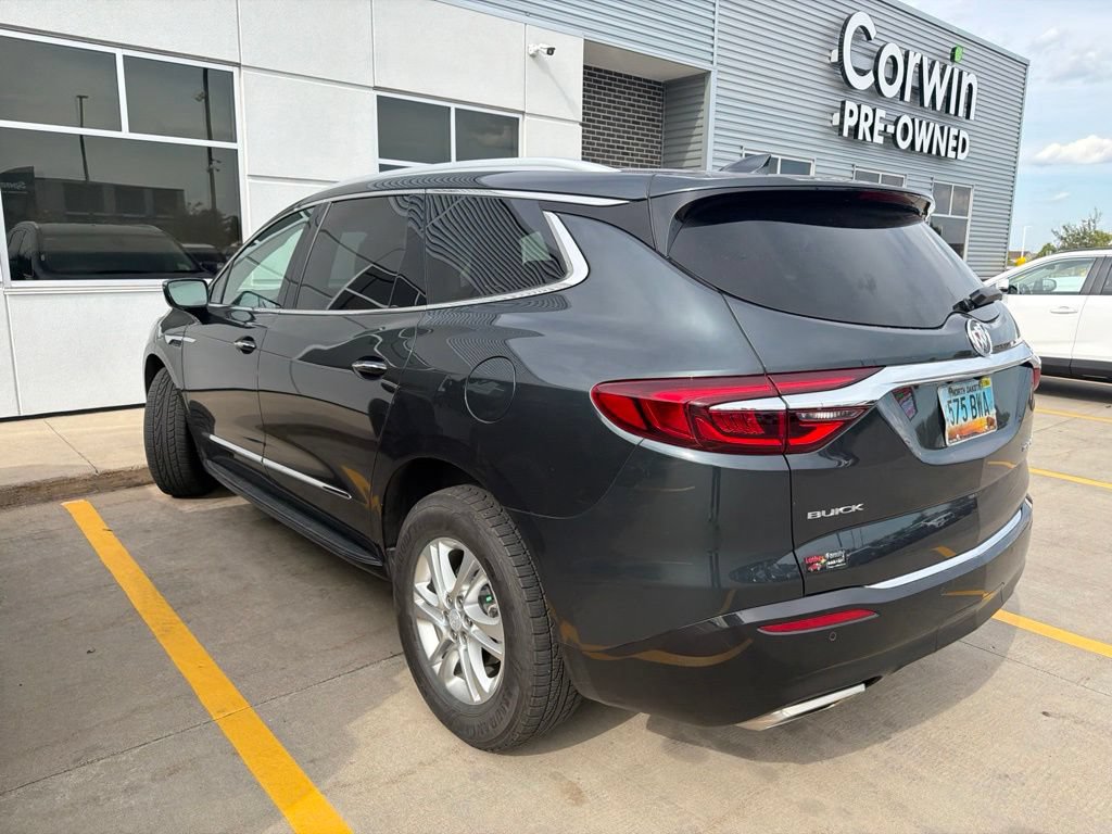 Used 2018 Buick Enclave Premium AWD/4WD image 3
