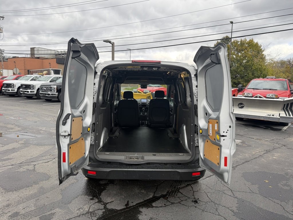 Used 2020 Ford Transit Connect XL image 5